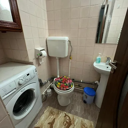 Neverseen Apartment *